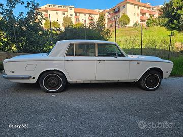 Rolls royce silver shadow