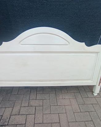 testata letto con bordi