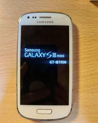 Smartphone Android Samsung Galaxy S3 Mini GT-i8190