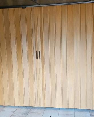 Porta scorrevole a soffitto