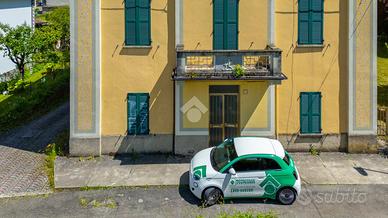 2 LOCALI A BORGO VAL DI TARO