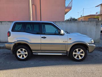 TERRANO II 3.0 150 CV ANCHE PERMUTA