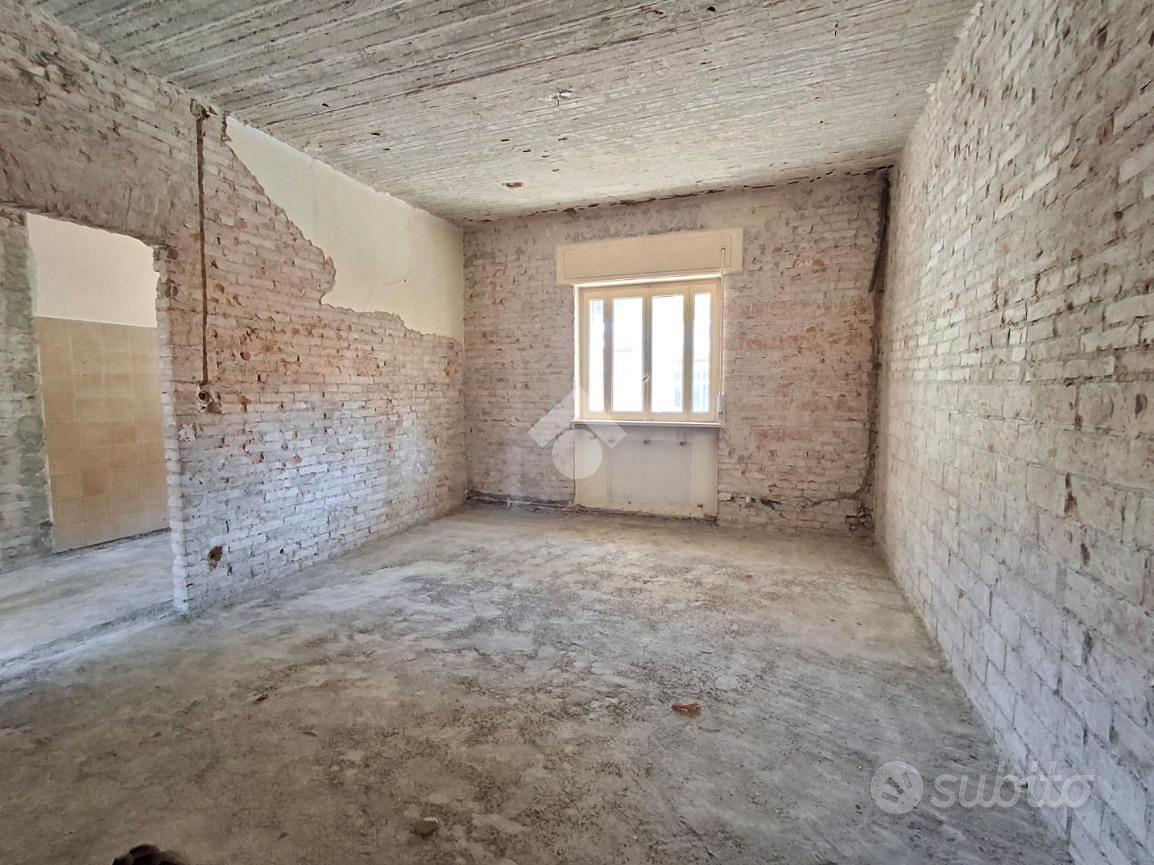Appartamento – Piacenza, Zona 2000, Infrangibile - Altro