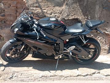 Yamaha YZF R6 - 2008