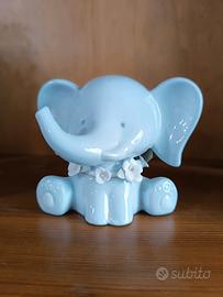 Elefantino in porcellana azzurra