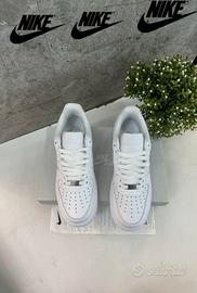 Nike Air Force 1 Low '07 bianche (Donna)