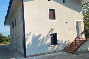 Brugnera casa con 2 appartamenti