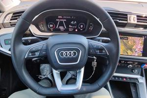 Audi Q3 Spb TDI Business plus da vetrina 