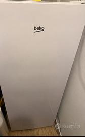 Congelatore verticale Beko 6 cassetti