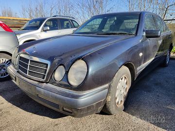 Mercedes classe E w210 anno 1997