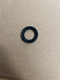 Guarnizione doppio labbro NBR 21x32x3 mm paraolio