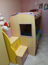 Letto a Castello con Cassettoni