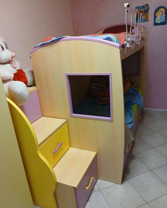 Letto a Castello con Cassettoni