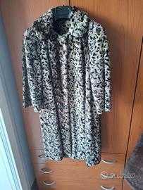 Cappotto finta pelliccia