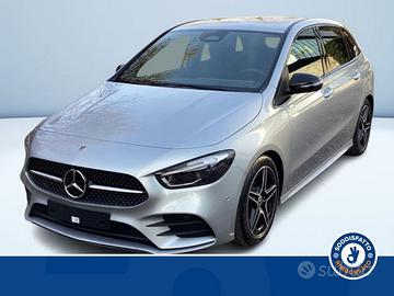 Mercedes-Benz Classe B 180d Automatic AMG Lin...