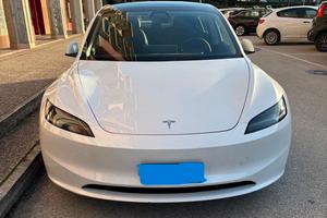 Tesla Model 3 RWD Premium