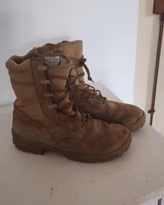 anfibi desert  usati numero 44