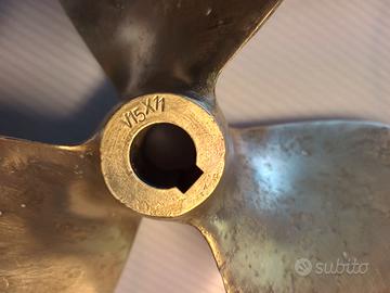 Elica entrobordo passo 15x11 sinistrorsa