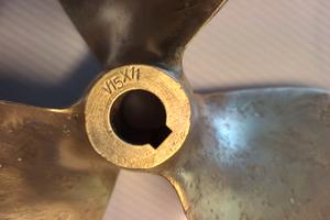 Elica entrobordo passo 15x11 sinistrorsa