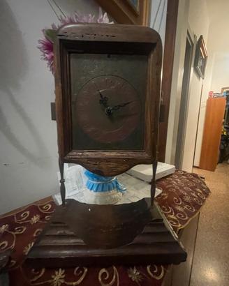 Orologio vintage in legno massiccio da parete