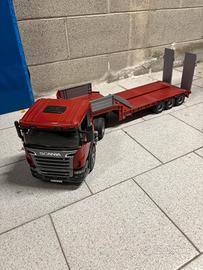 Scania Bruder con pianale 