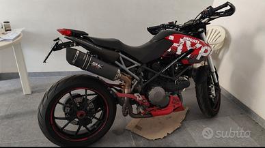 Hypermotard 796