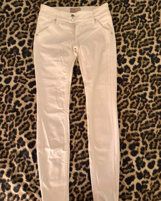 Jeans met tg 25