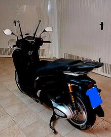 Honda sh 350 i e. ABS black edition 