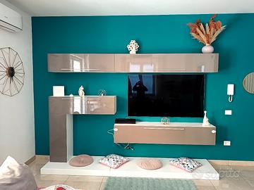 parete attrezzata moderna come nuova