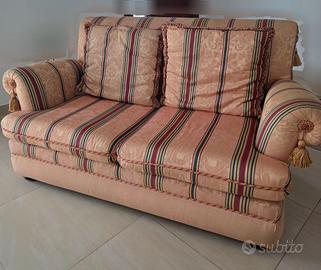 Divano 2 posti stile classico