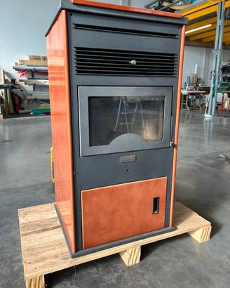 Stufa a pellet CS Thermos “compatta”  9kW