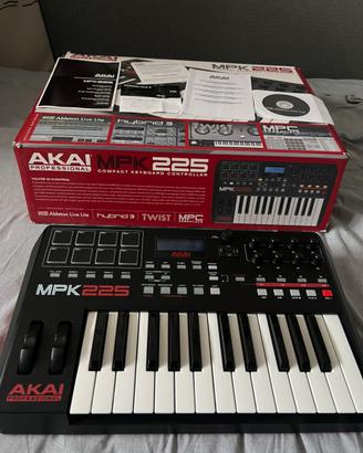 Tastiera midi Akai Mpk 225