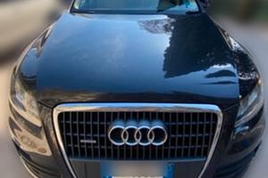 Audi Q5 2.0 TDI quattro 2010 nera – Cambio nuovo