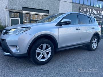 Toyota RAV 4 RAV4 2.0 D-4D 2WD*Neopatentati*Retroc
