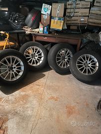 Cerchi da 16  su  volvo xc70