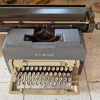 Macchina da scrive vintage