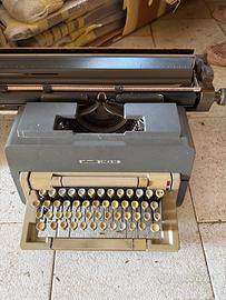 Macchina da scrive vintage