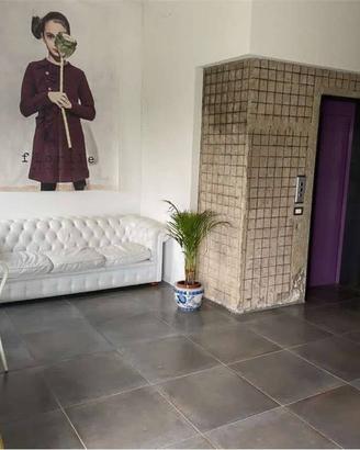 Immobile di 882 m² con 4 locali a Carpi