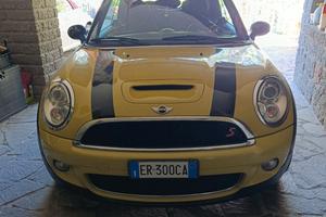 Mini Cooper S R57 
