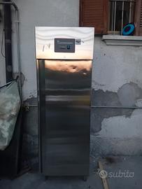 FRIGORIFERO GASTRODOMUS BAR 