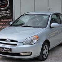 Hyundai Accent 1.4 DYNAMIC METANO -soli km 65.000-