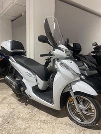Honda SH 300 i