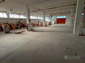 Magazzino di 430 mq alla Baraccola