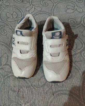 scarpe bambino New Balance  n 27.5