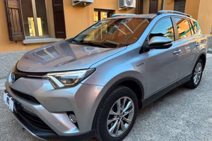 Toyota RAV4 Rav4 Lounge Hybrid
