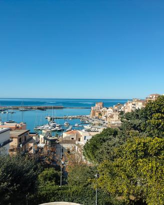 Vicinanza lungomare attico panoramico