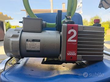 Pompa a vuoto EDWARDS E2M2
