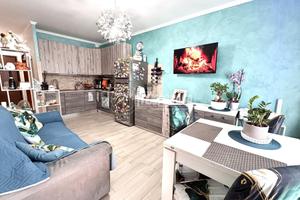 ampio bilocale ristrutturato con balcone abitabile