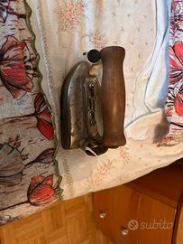 Ferro da stiro antico