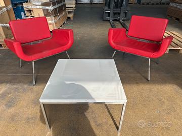Poltrone con tavolo